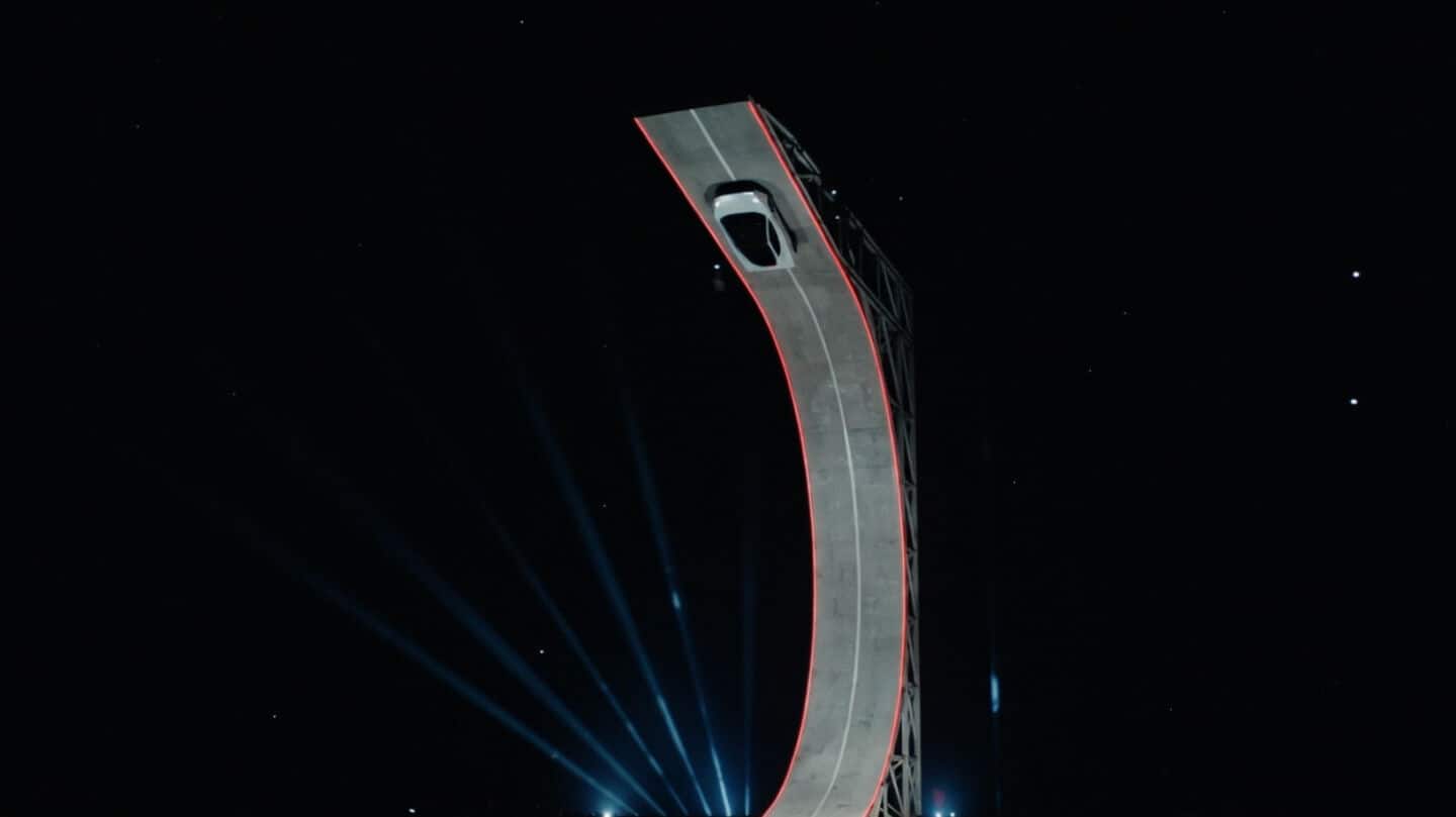Tesla unveils Roadster flying car at SpaceX Texas livestreamed event