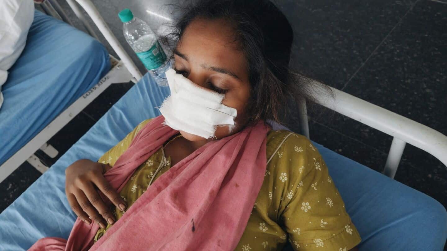 In Mancherial, Enagandla Manichander allegedly bites Mamata's nose, reportedly severed