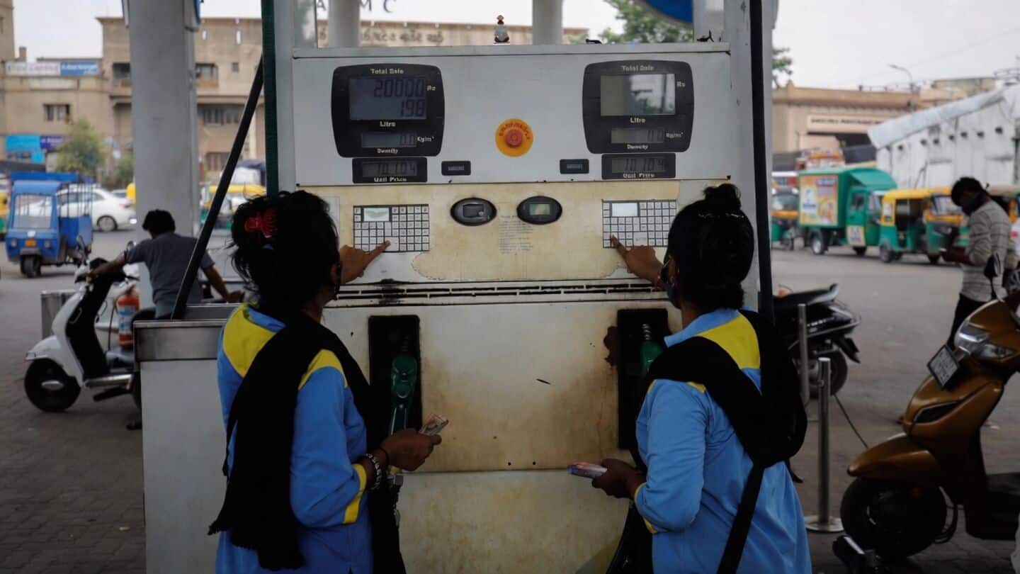 India mandates 1 in 3 fuel outlets offer alternative fuels