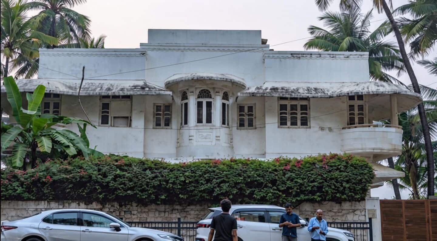 Notandas Realty acquires Leela Bungalow on Juhu Tara Road ₹221cr