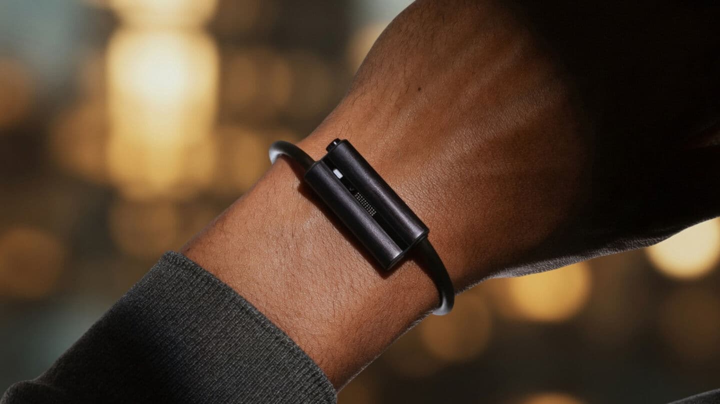 James Park and Eric Friedman announce $250 Luffu Link band