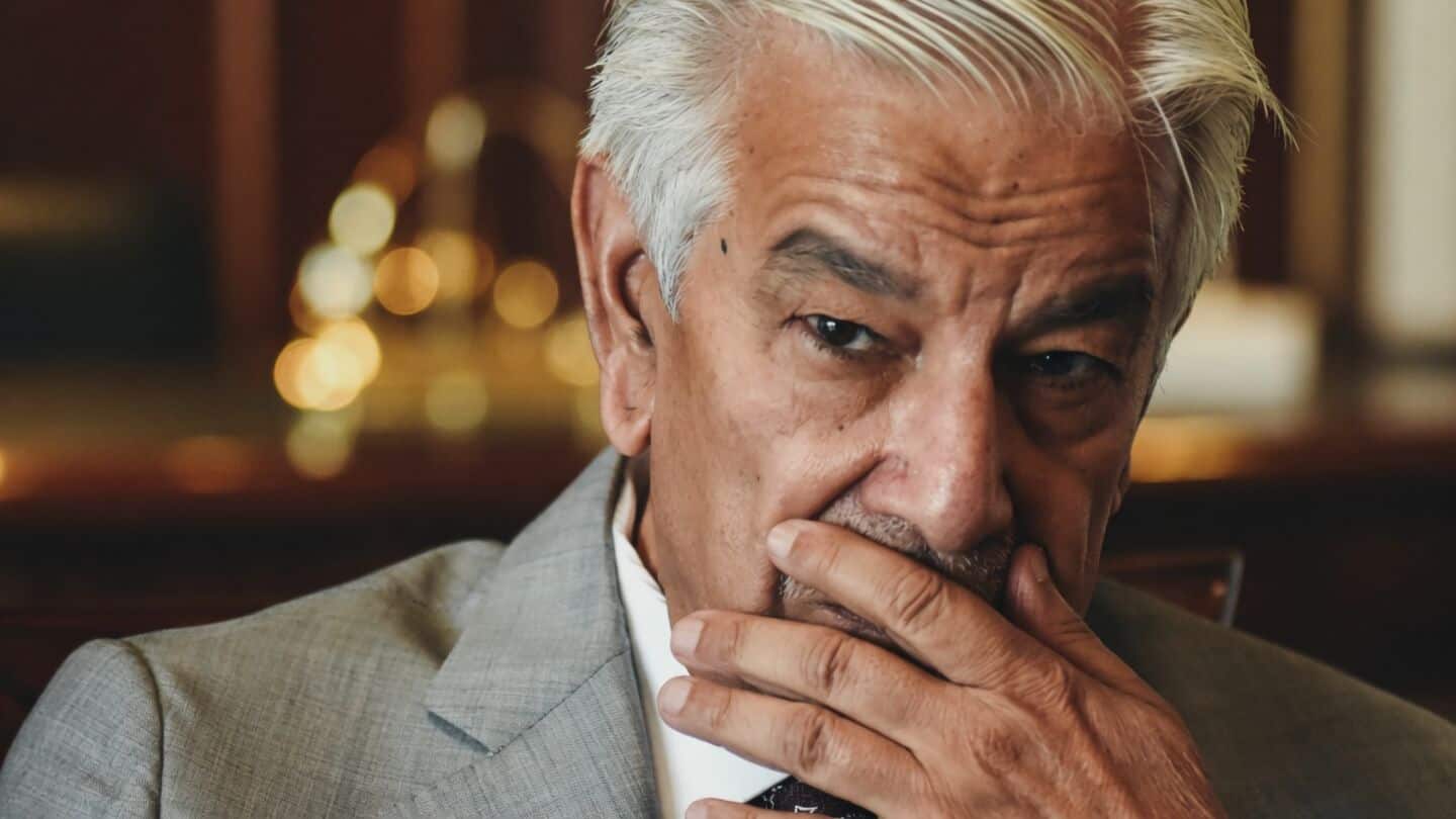 Khawaja Asif calls Rawalakot and Mirpur residents not proper Kashmiris