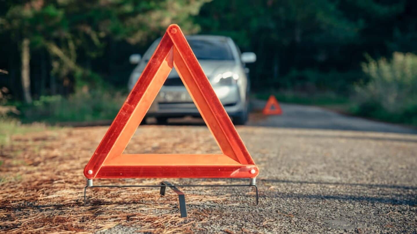 Two dead 5 injured as minibus overturns in J&K's Reasi