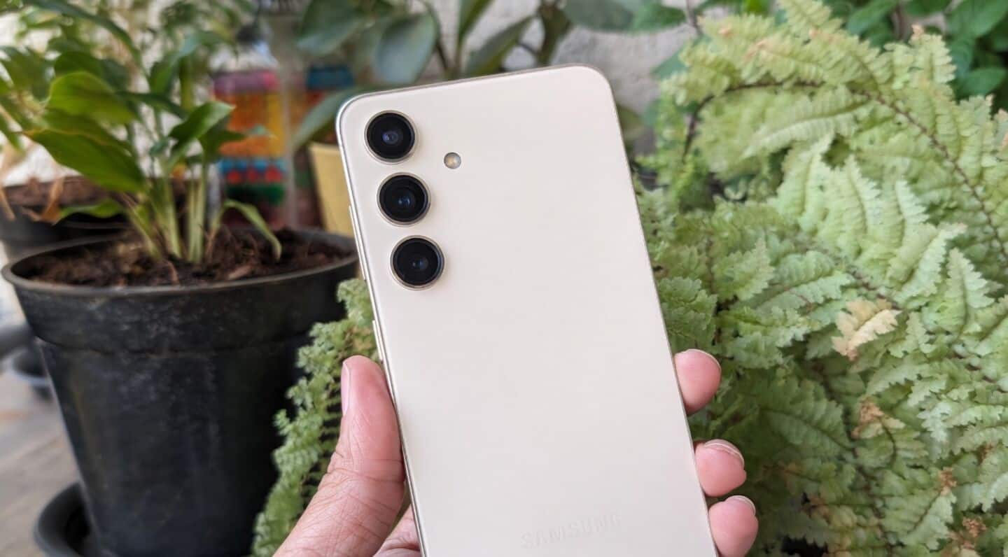 Samsung rolls out One UI 8.5 to older Galaxy devices
