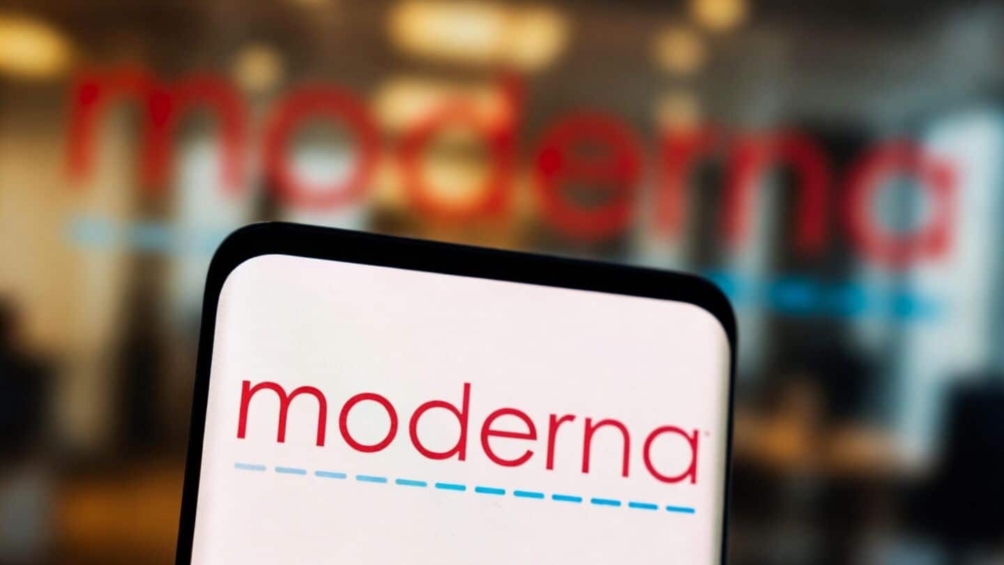 FDA approves Moderna mFlusiva mRNA flu shot for people 50+