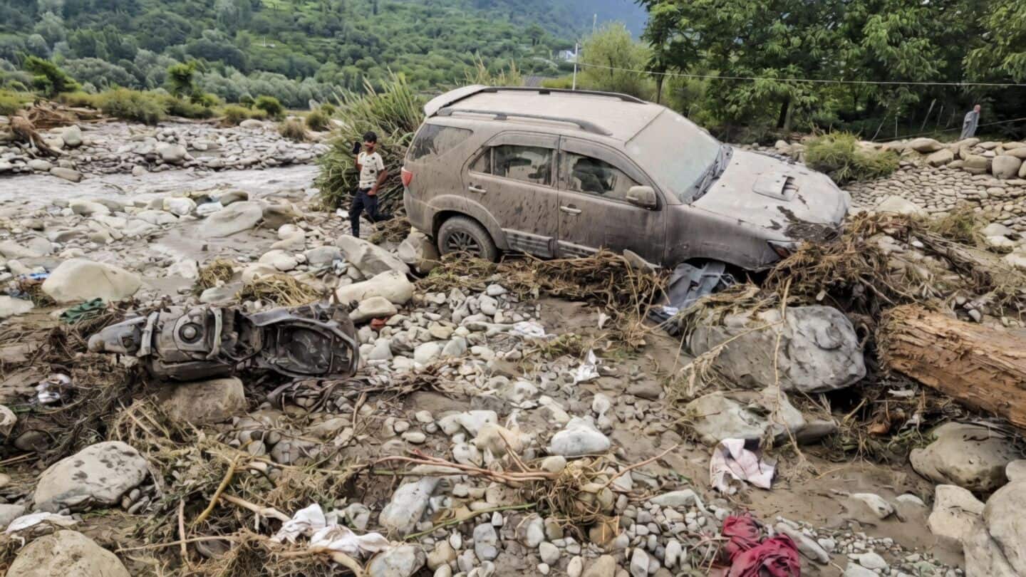 Cloudburst in Pahalgam floods 11 villages, damages around 20 hotels