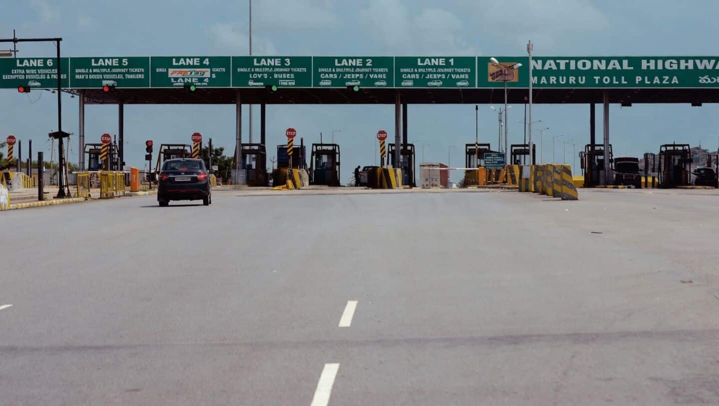 Government developing special FASTag for toll exempt vehicles under MLFF