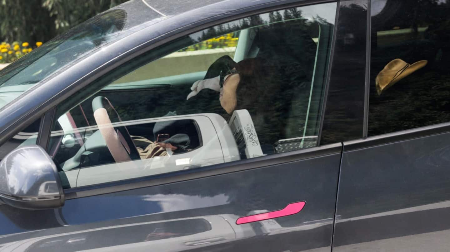 Police probe whether Tesla driver-assist was on in B.C. video