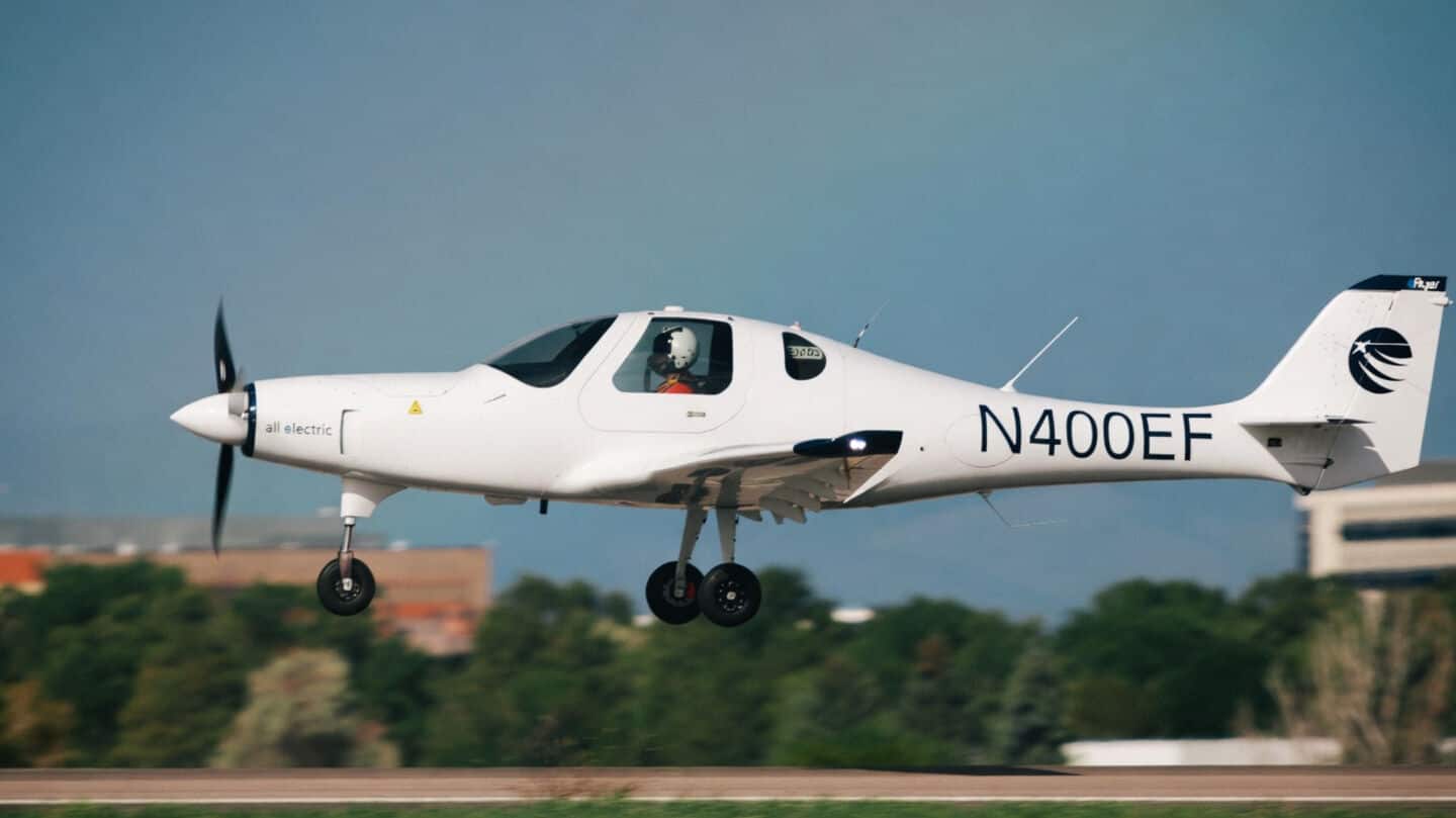 Bye Aerospace's eFlyer 2 completes 1st test flight in Colorado