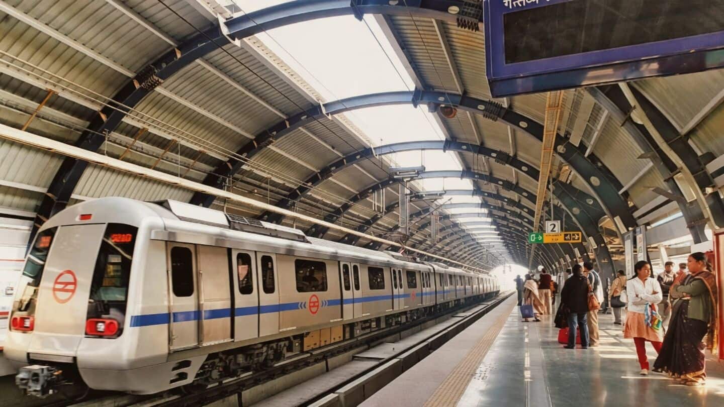 Mumbai Metro Line 2A halted 90 minutes amid heavy rain