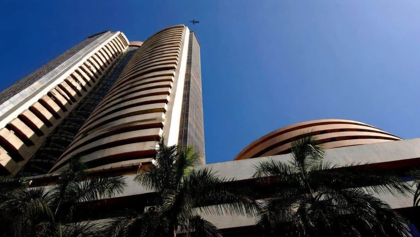 MCX, NSE get SEBI nod for 100cr each coal exchange