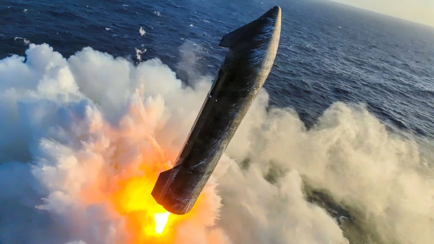 SpaceX shares video of Starship's 1st-ever splashdown during flight 13