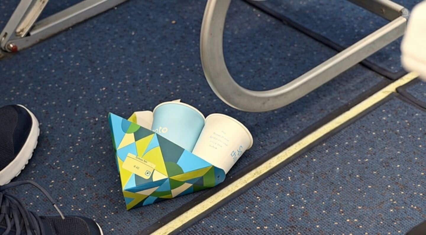 Passenger leaves snack trash on IndiGo flight, Swapnil Srivastav posts