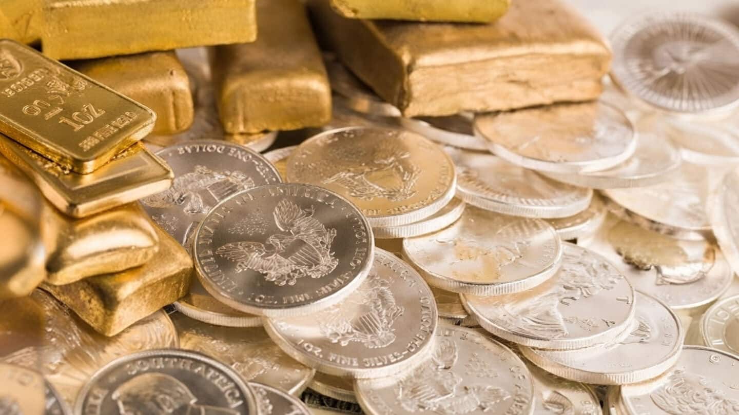 Gold and silver slip in India amid stronger US dollar