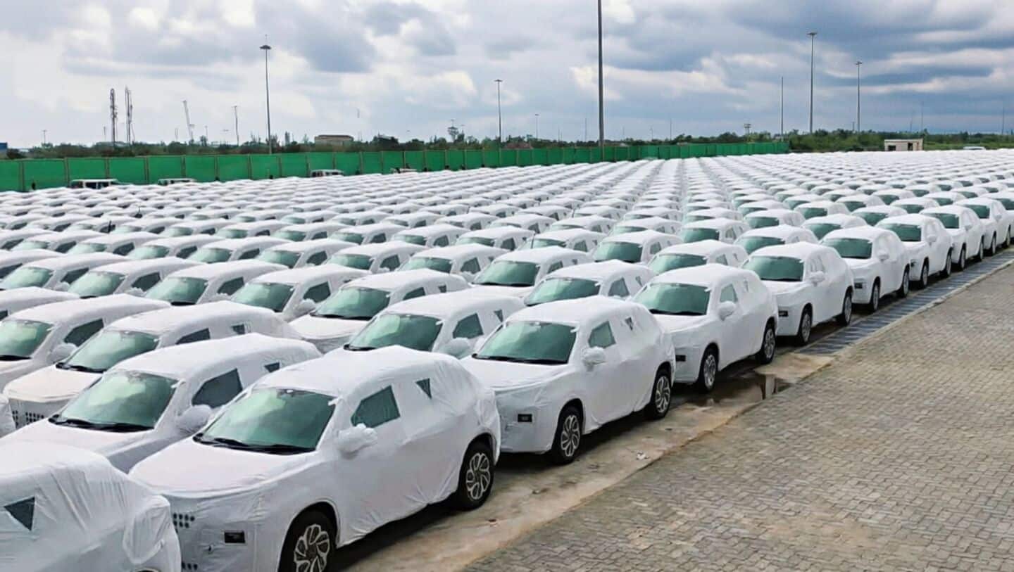 India's commercial vehicle sales to hit record 12.4L by FY2027