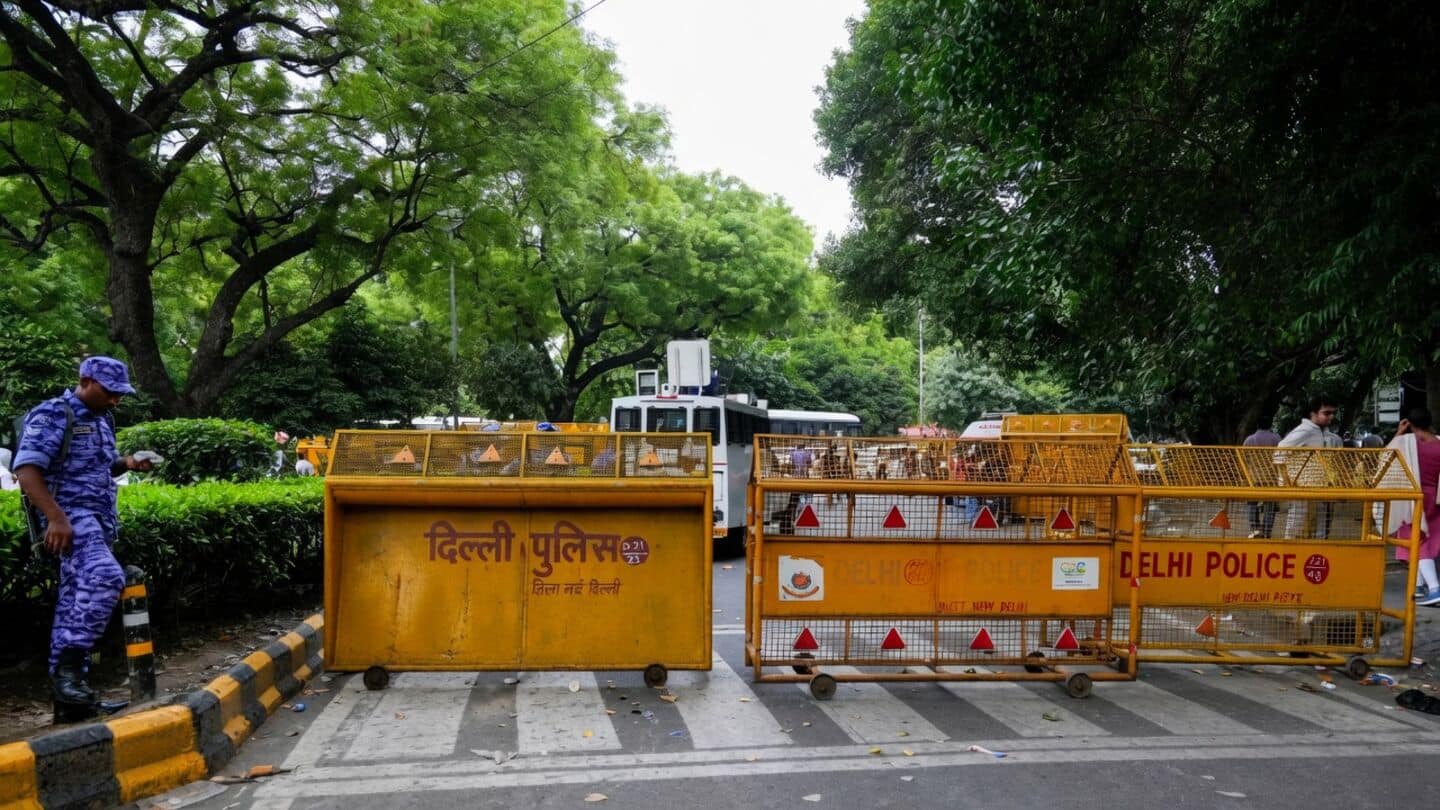Delhi Police bans groups of 5+ before CJP NEET-UG protest