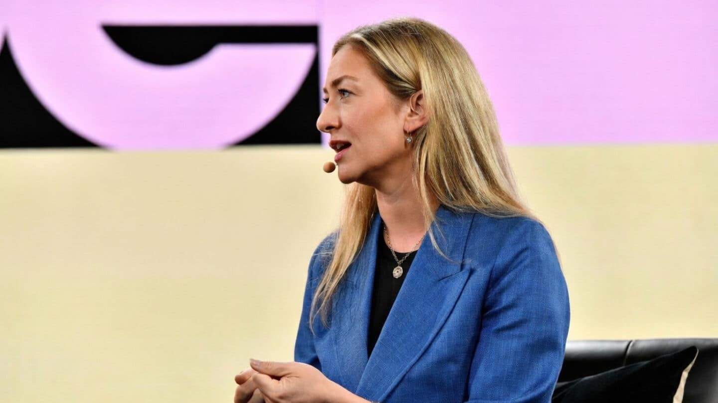Bumble to remove swipe after 21% paid-user loss, CEO says