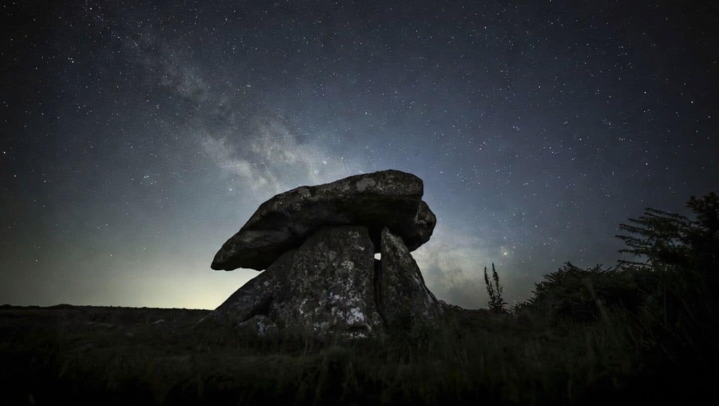 SpaceX's plan for a million satellites sparks astronomy concerns