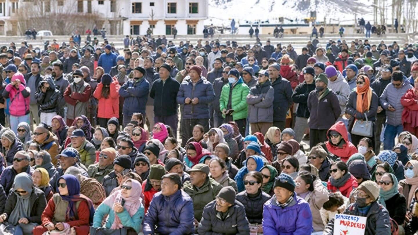 LAB KDA-led Leh rally demands local legislature and constitutional protections