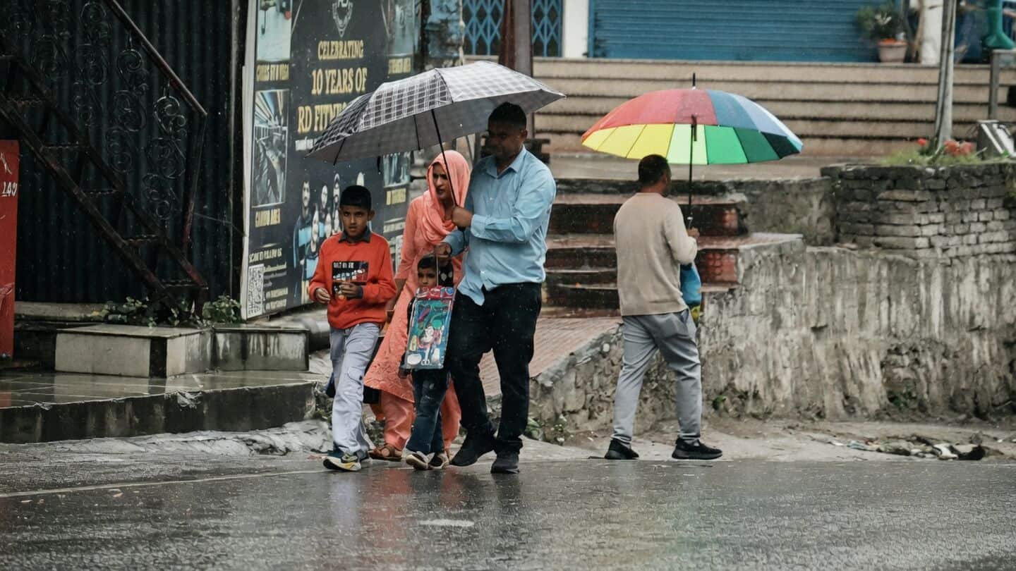 IMD warns Himachal: rain through October 17 snowfall Oct 12-16