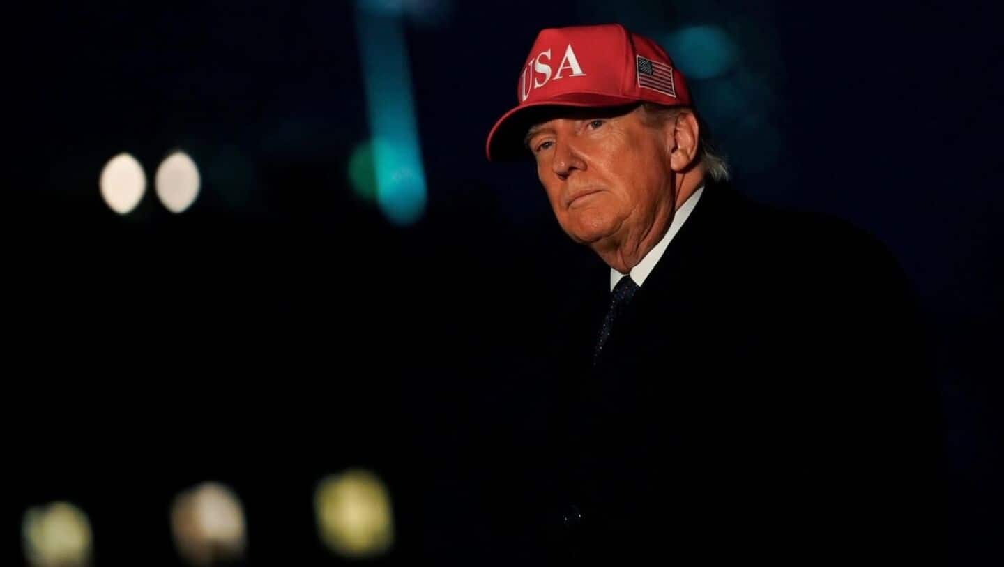 Donald Trump bought up to $5 million each in major companies