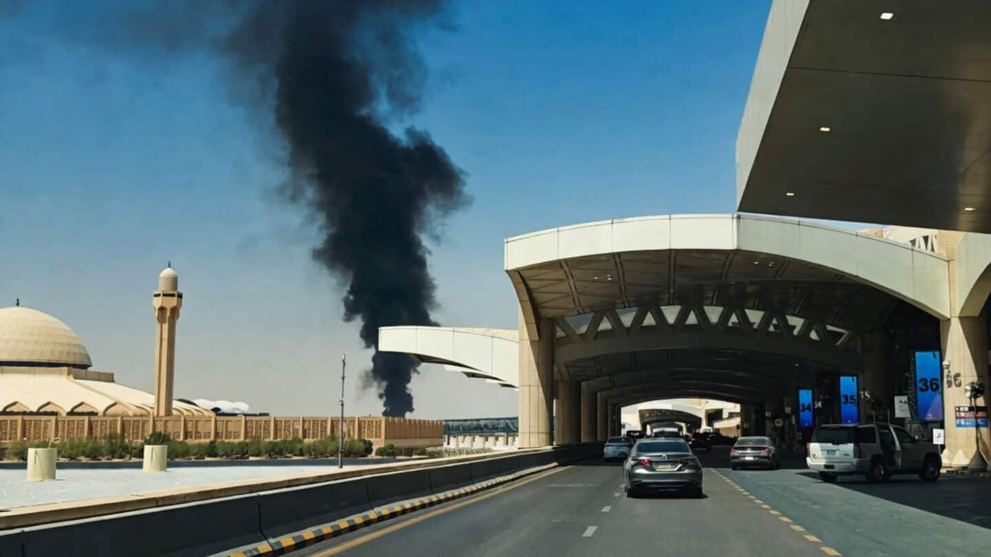 Riyadh airport shutdown extended 24 hours after deadly attacks