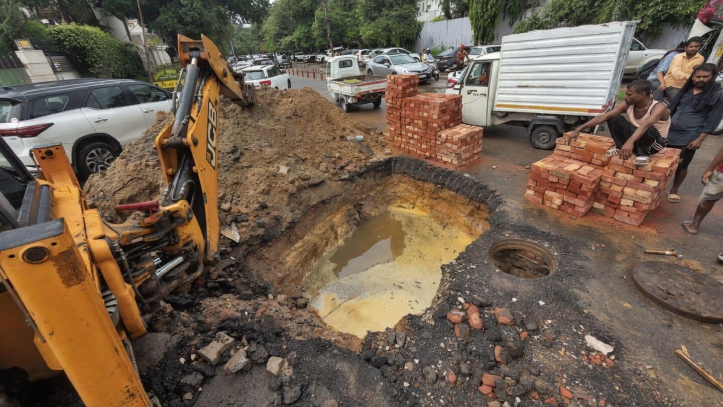 Ludhiana records 2 more road cave-ins, 9 incidents in 2026