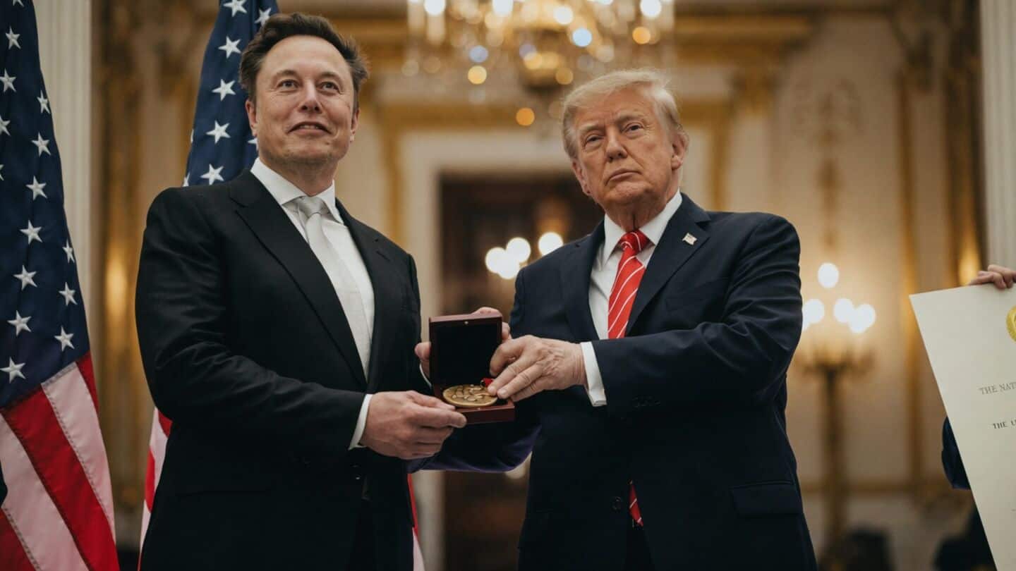 Elon Musk receives National Medal of Science from President Trump