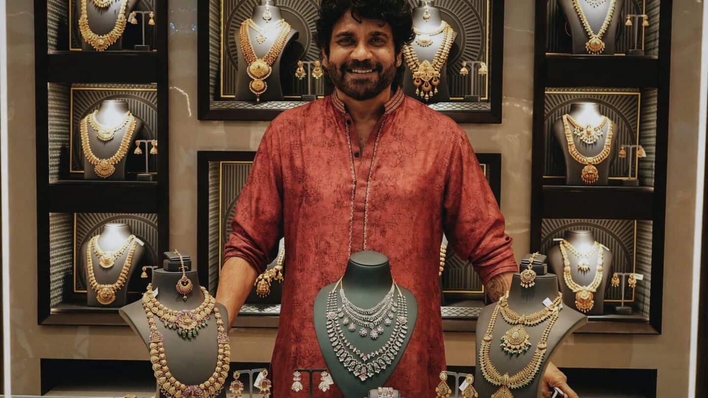 Actor Nagarjuna launches Kalyan Jewellers showroom in Mallina Nagar Rajamahendravaram
