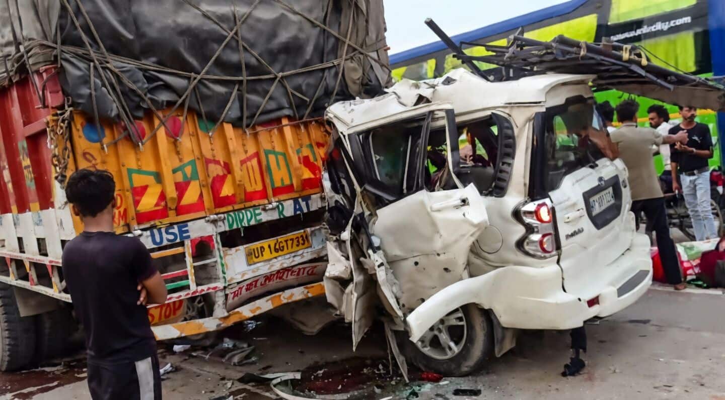 Speeding SUV crashes into truck on Kanpur-Prayagraj highway killing 3