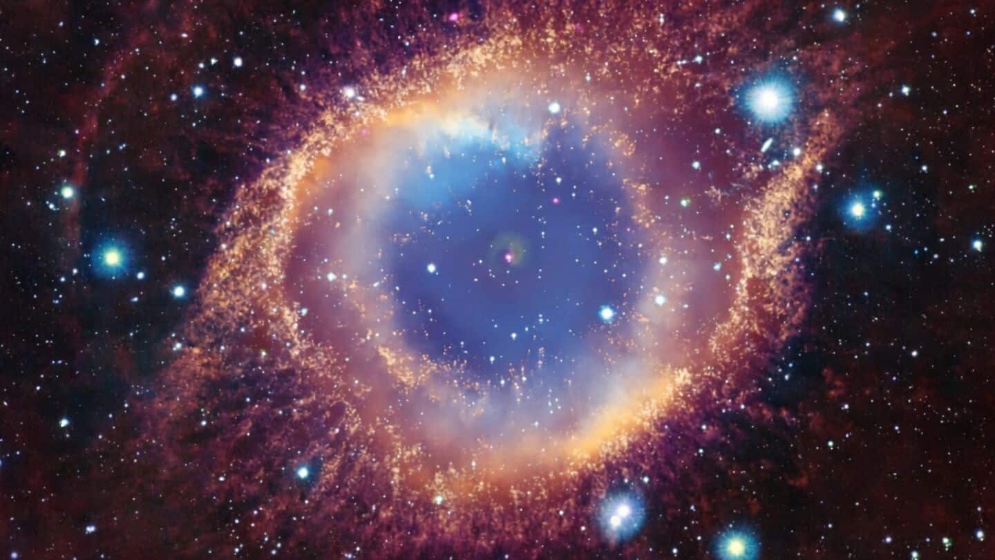 Astronomers using Hawaii's Gemini North capture Crystal Ball Nebula image