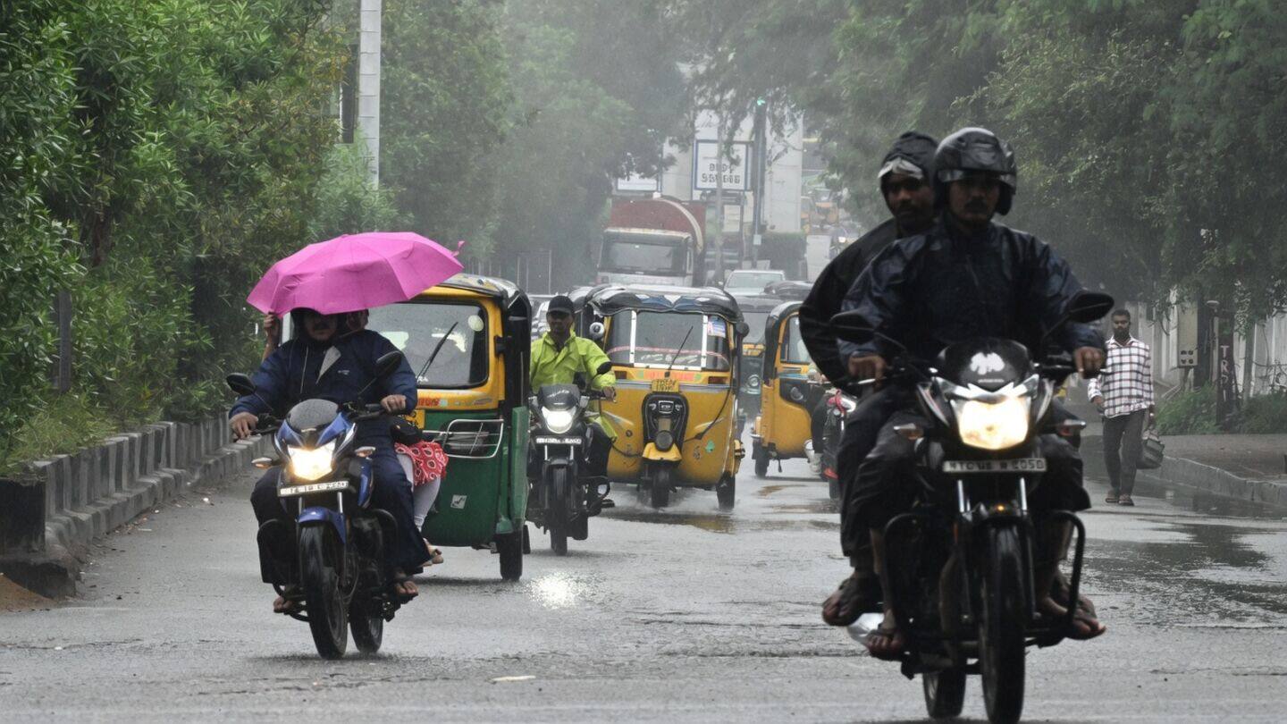 Mumbai gets heavy showers, waterlogging after nearly 2-month dry spell