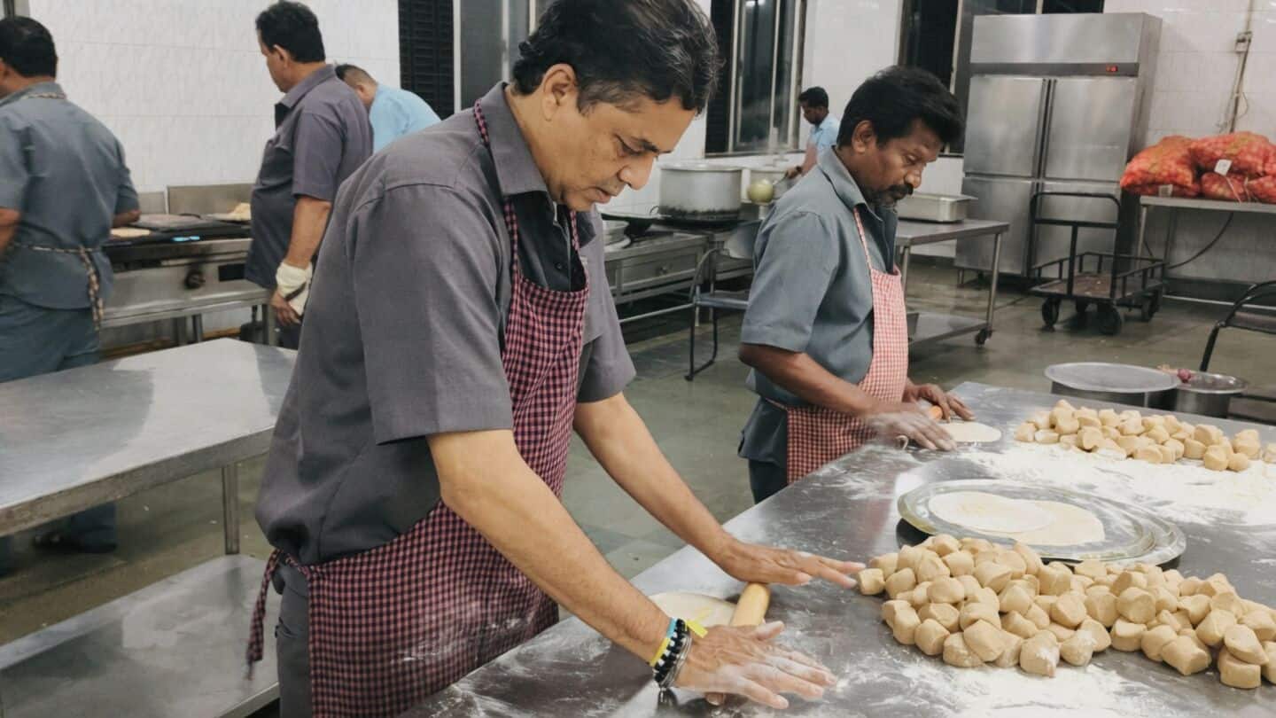 FDA shuts 4 Mumbai eateries after Maharashtra food inspections