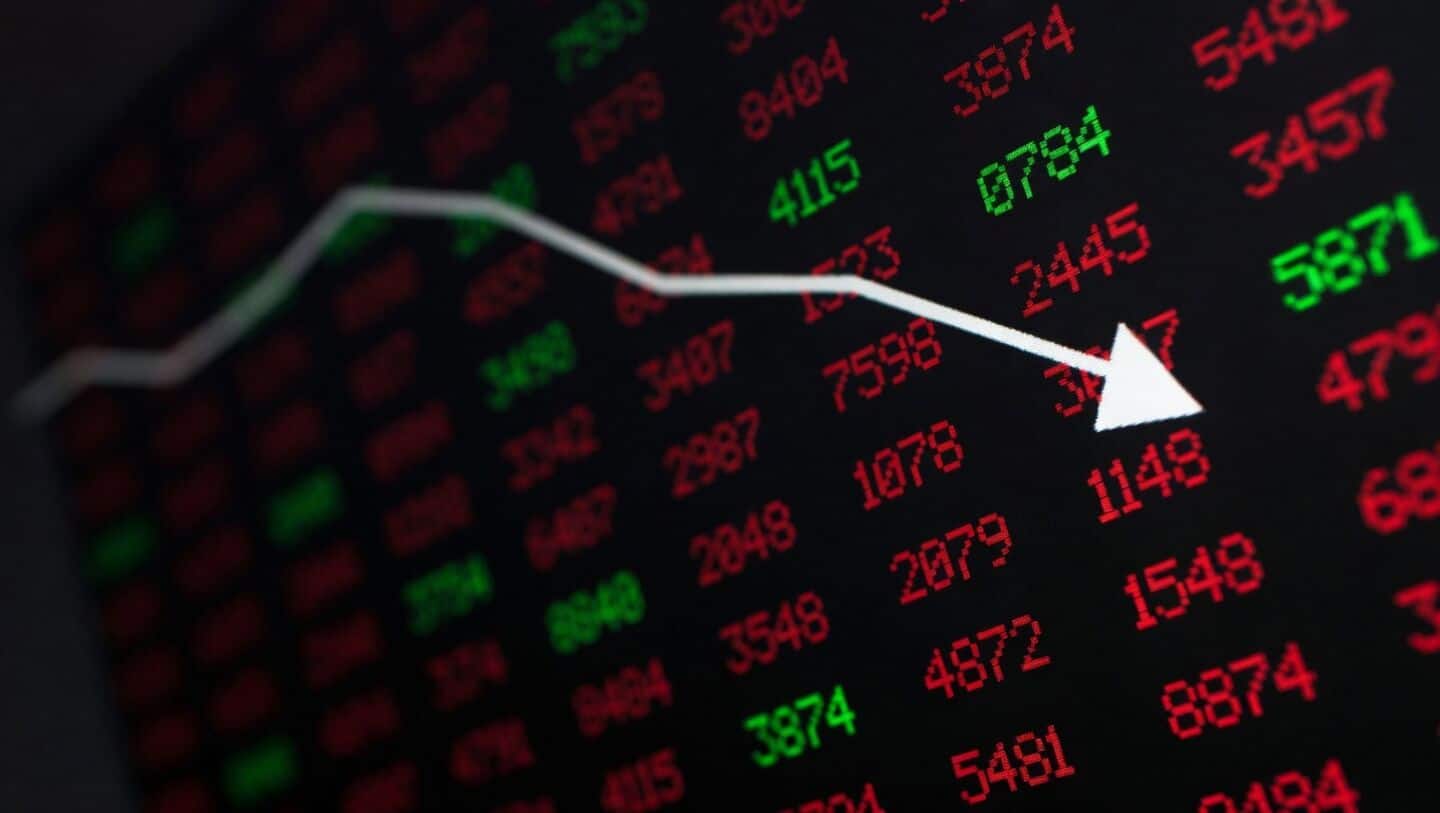 Sensex's early jump over 400 points fades as rupee weakens
