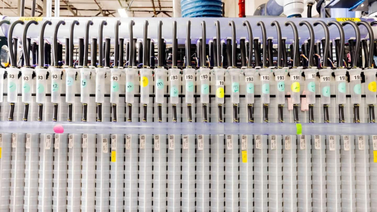 US and Europe aim to catch China in battery technology