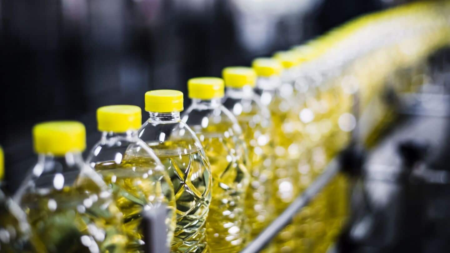 India mulls cutting vegetable oils import tax amid rising inflation