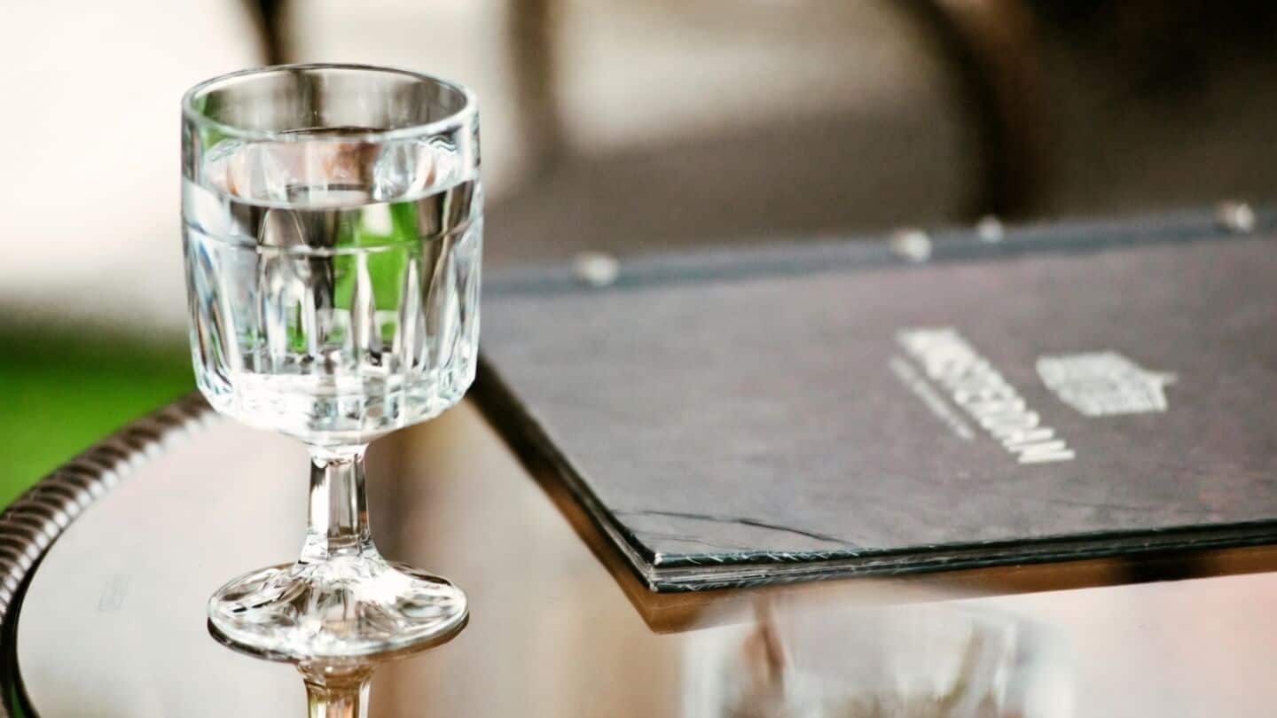 Maharashtra FDA mandates free safe drinking water at eateries, online