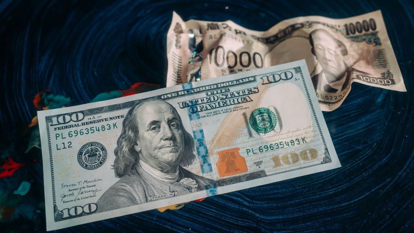 Japanese yen at 40-year low over ¥160 per US dollar