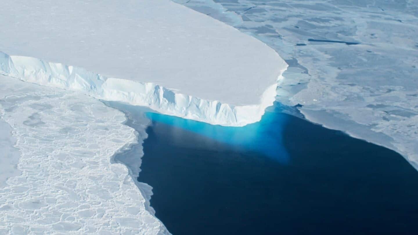 Study finds 12.5 trillion tons lost from Greenland and Antarctica