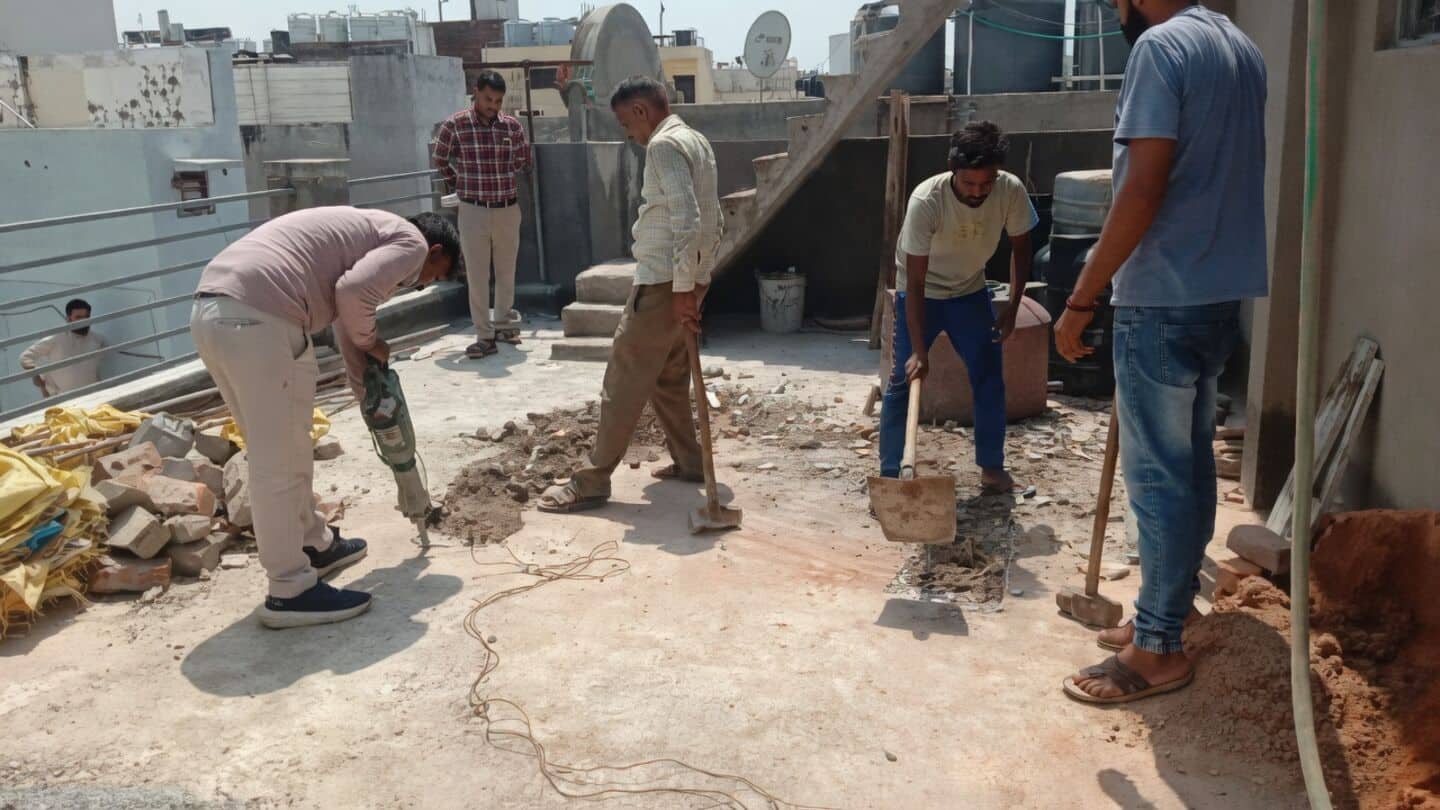 MCD demolishes 34, seals 17 citywide after Satya Niketan collapse
