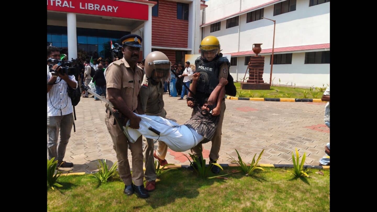 Central University of Kerala seminar sparks violence, 4 students injured