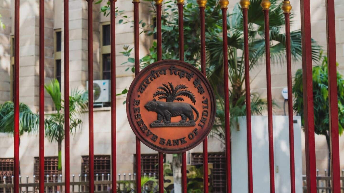 RBI FCNR(B) inflows push India toward $50 billion BoP surplus