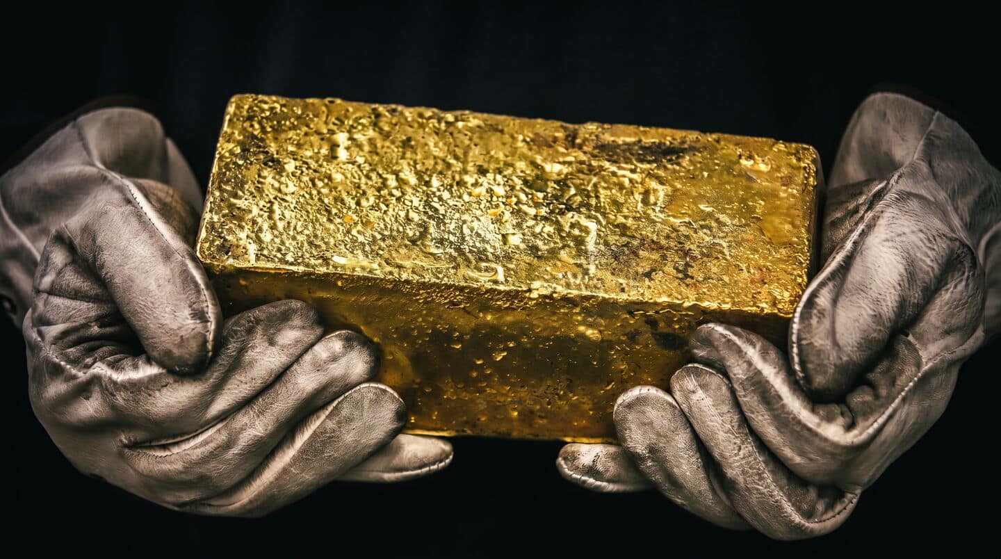 Gold up 0.4% as Iran seeks US talks via Pakistan