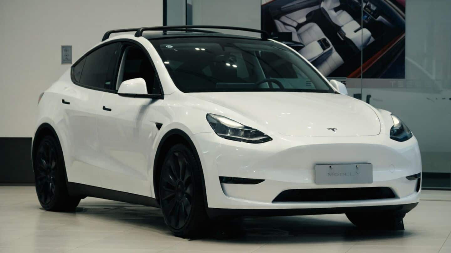 Tesla recalls nearly 3m cars in China over manual releases