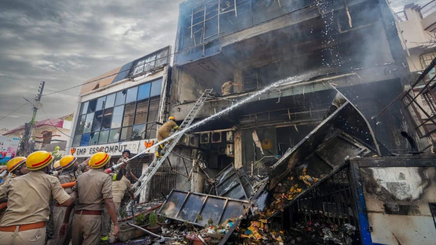 SIT finds safety lapses in Lucknow fire that killed 15