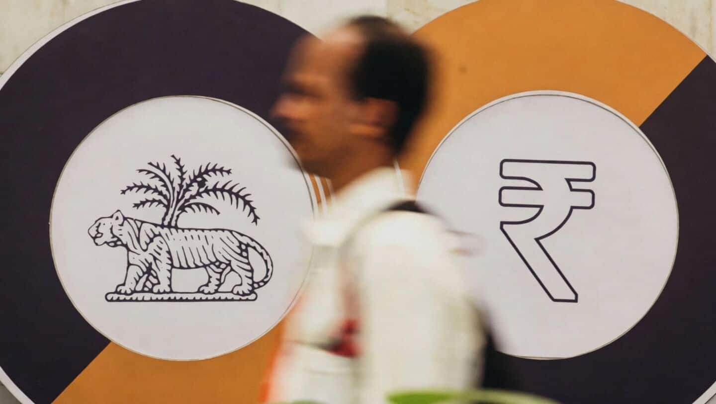 RBI says reserves down $8.09 billion to $688.89 billion