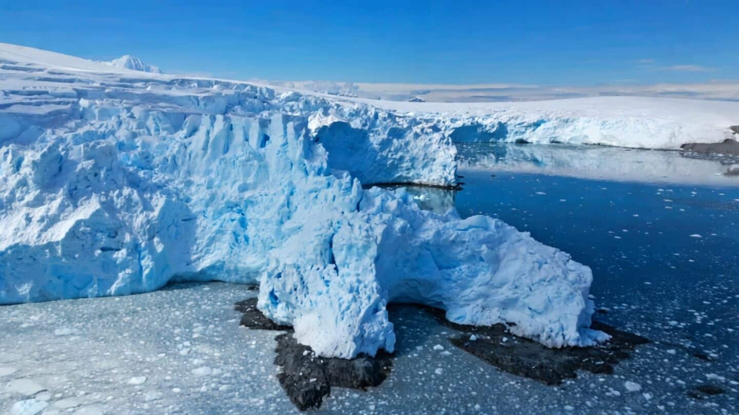 Scientists say West Antarctic ice sheet may raise seas 4m