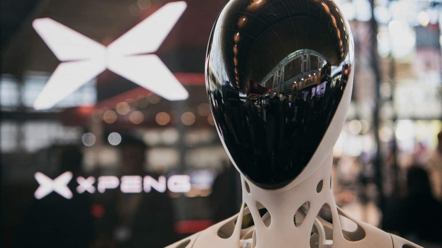 Chinese car companies pursue humanoid robots following Tesla's example