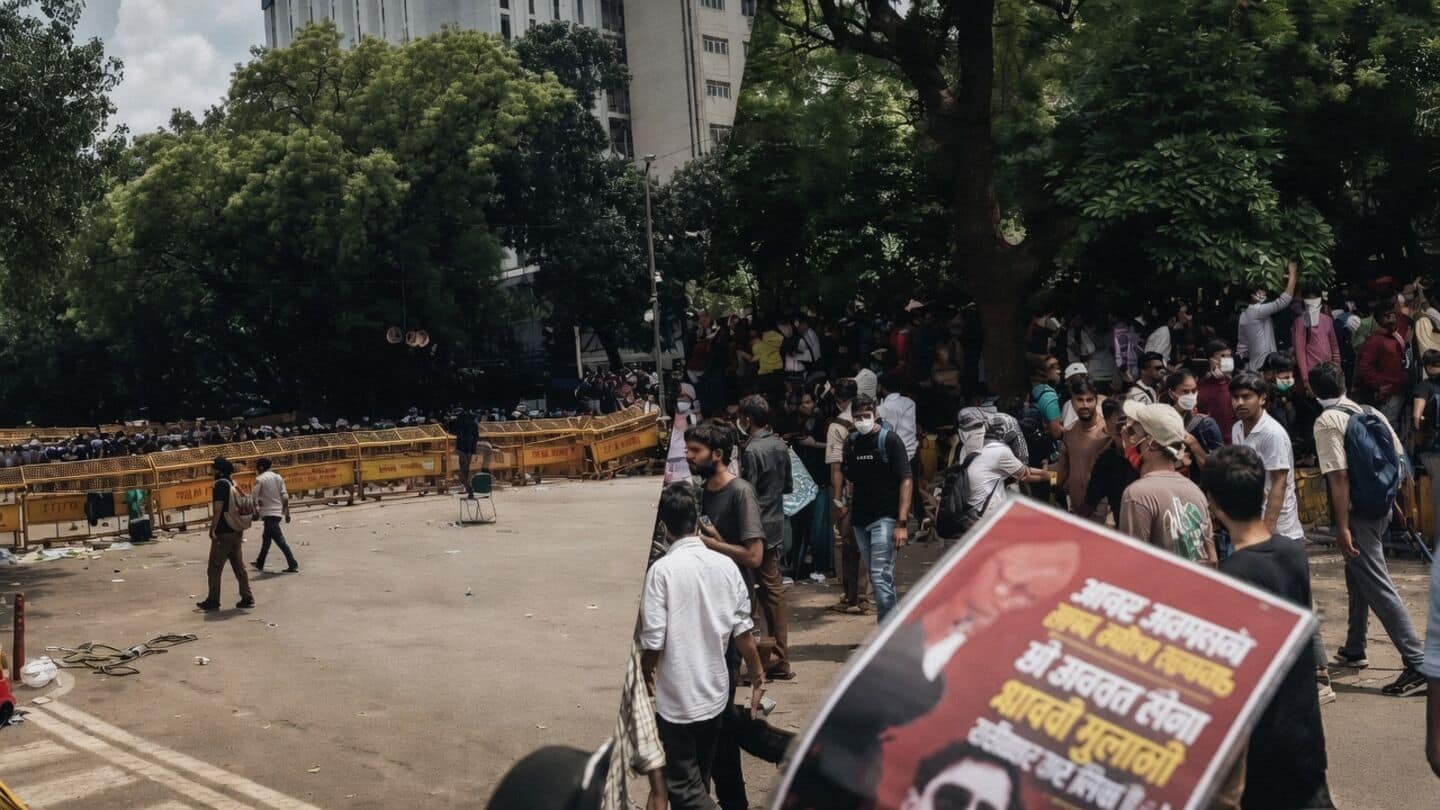 Clashes at Jantar Mantar over NEET-UG injure 5: Delhi Police