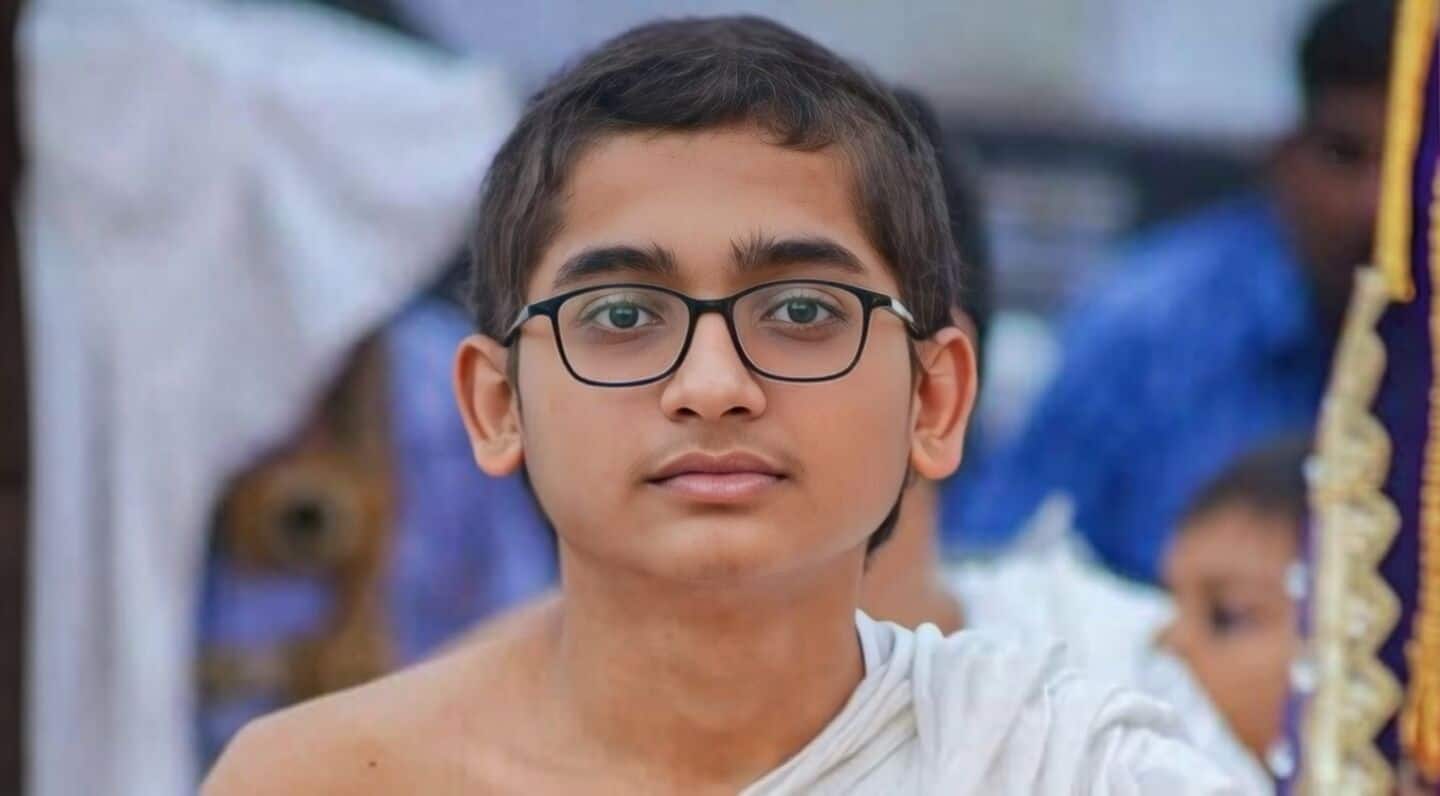 Jain monk on pilgrimage killed by speeding car